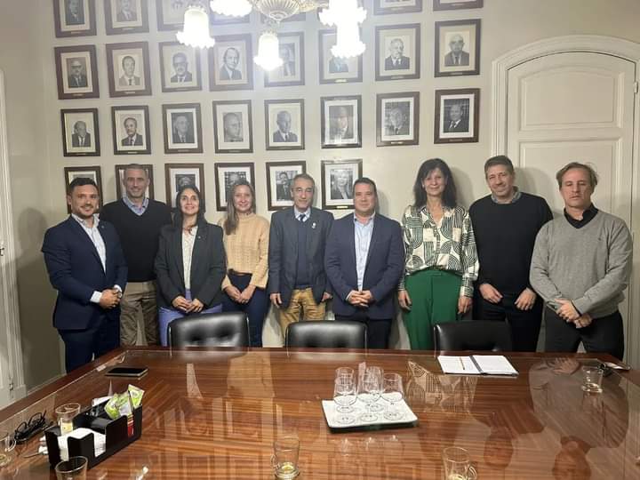 JuFePaz se reúne con el colegio de abogados de Rosario.
